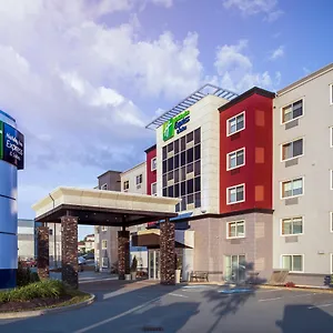 Holiday Express & - Bedford, An Ihg Hotel Halifax