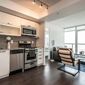 Apartment Soho 2 Bed | 2 Bath Cn Tower View